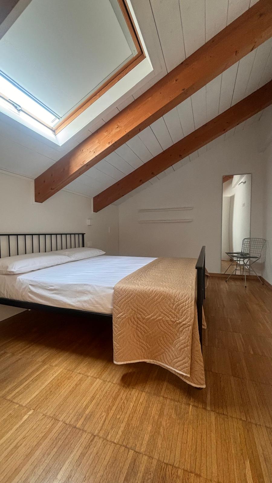 Camera matrimoniale con aria condizionata e TV