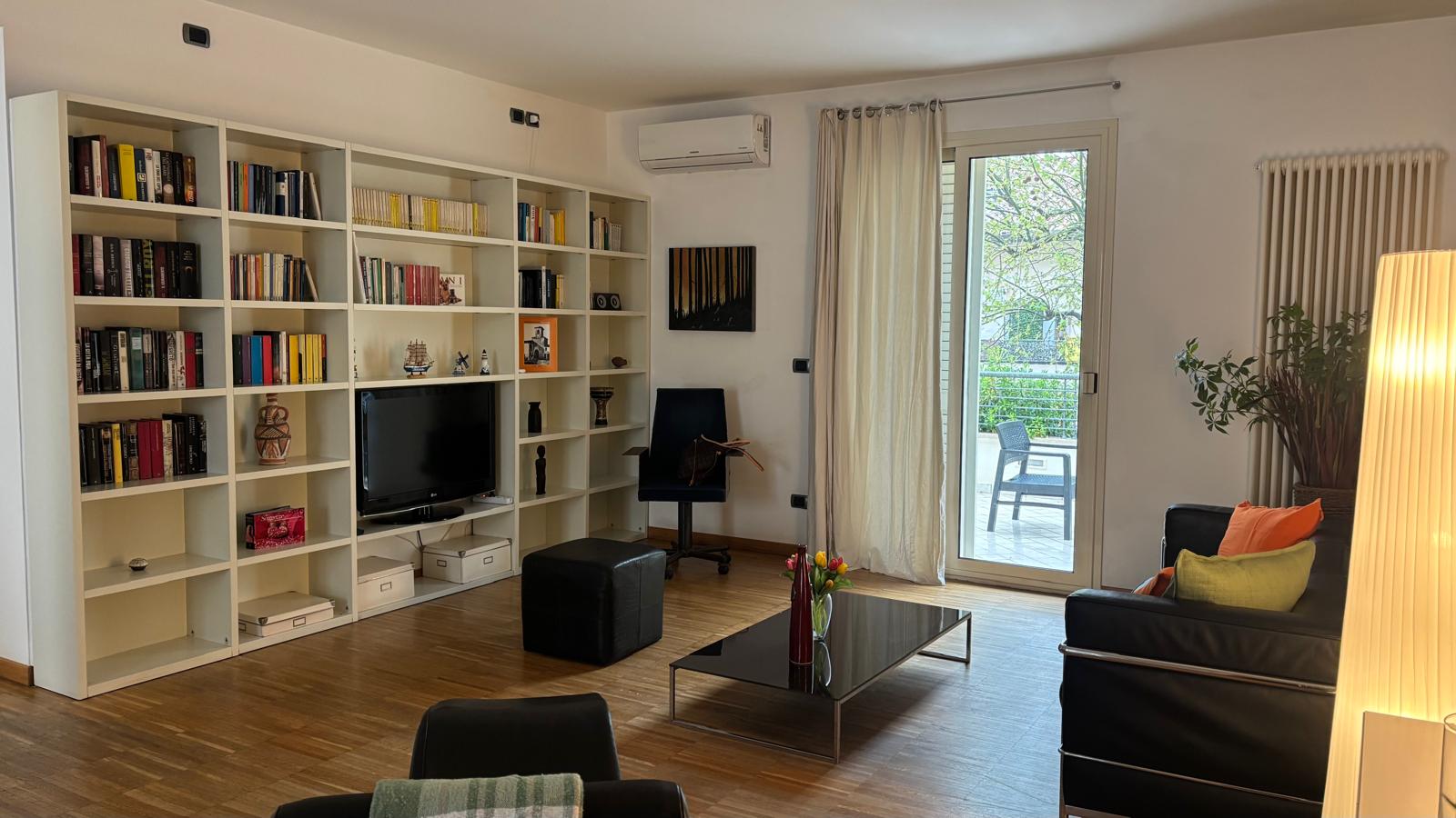 Soggiorno vista angolo